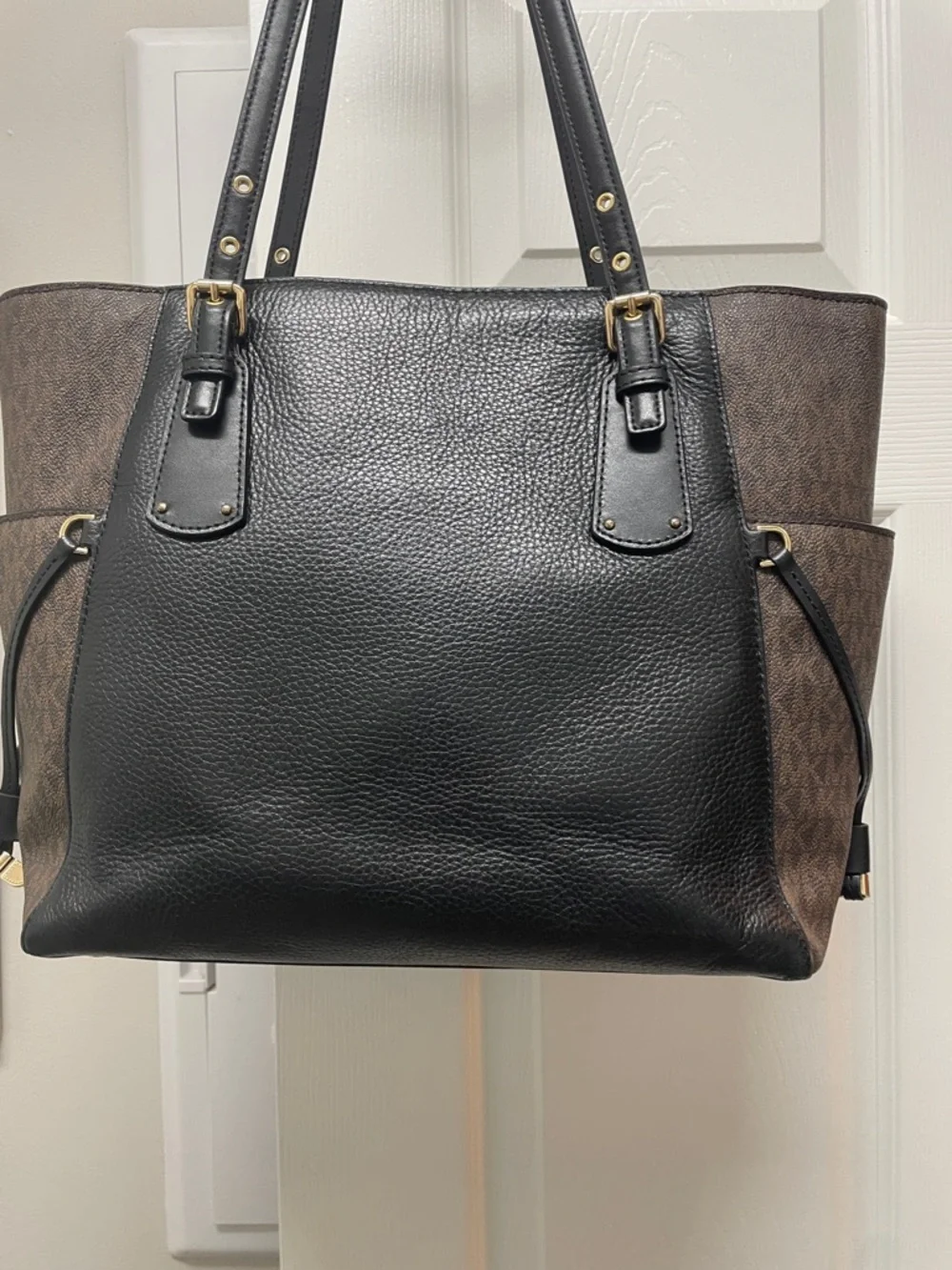 Michael Kors Black & Leopard-Print Studded Tote - Picture 6 of 13